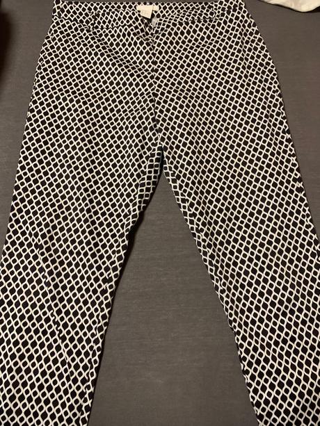 Nohavice so vzorom, h&m,l