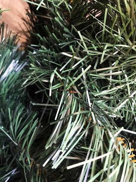 Vianočný stromček 130 cm so stojanom,