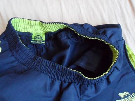 3x krátke nohavice + 2x ponožky, lonsdale,110