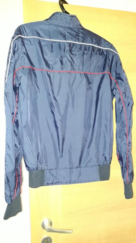 Vetrovka tenka, fishbone,s