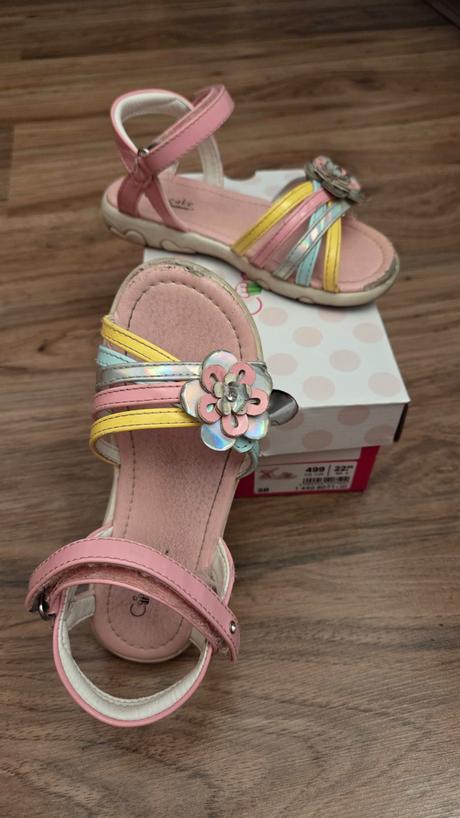 Sandálky veľ. 28, cupcake,28