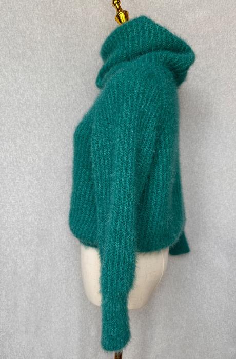 Hebký nadýchaný vlnený rolák s mohérom, s