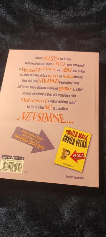 Chvíľu malá, chvíľu veľká,