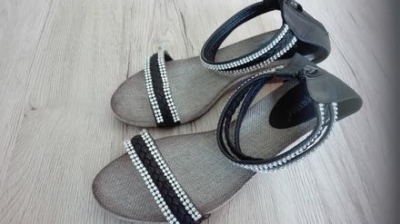 Damsky sandal- novy, 40