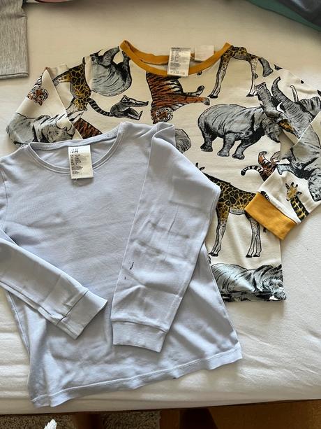 Pyzamo hm 122/128 na doma 2x plus 2 vrchne diely, h&m,128
