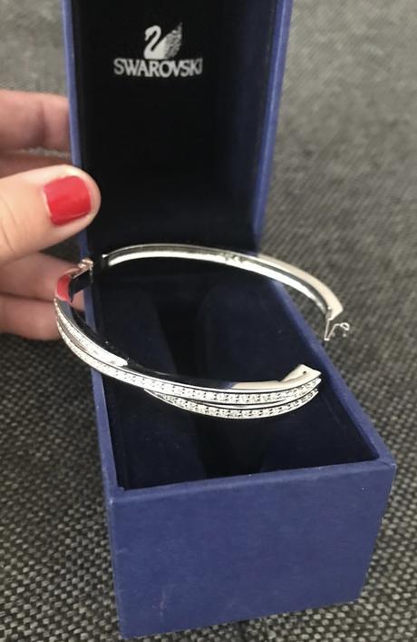 Swarovski náramok, swarovski