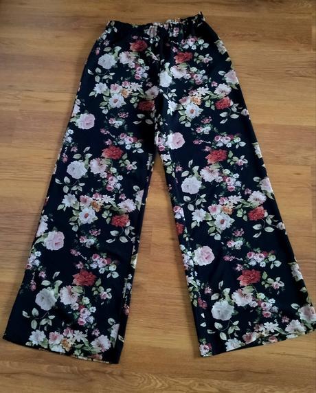 Dlhé voľné nohavice, stradivarius,s