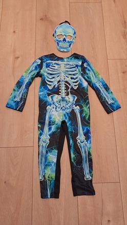 Kostým na karneval,