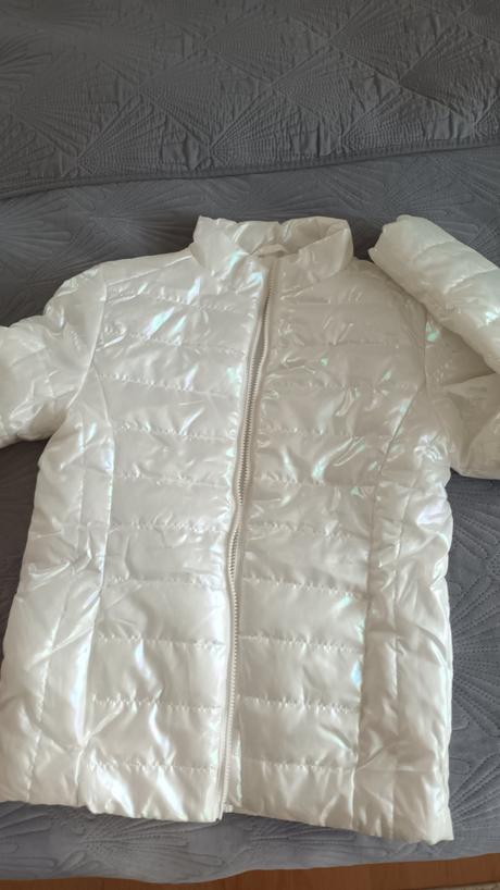 Biela metalická prechodná bundička, 158