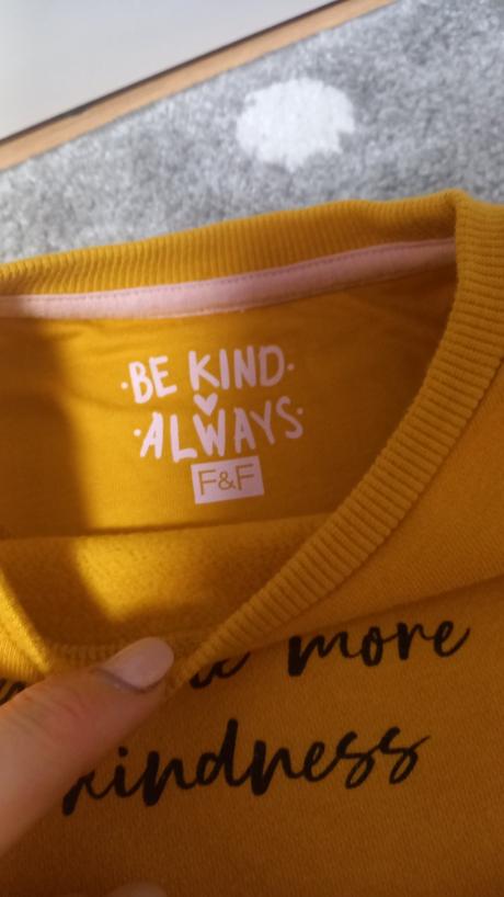 Krásne mikinky, f&f,110