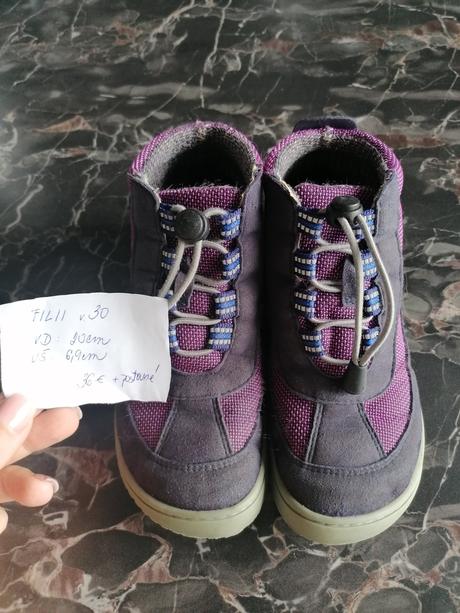 Dievčenské filii 30, filii,30