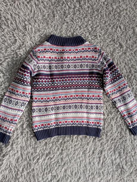 Sveter lupilu, lupilu,116