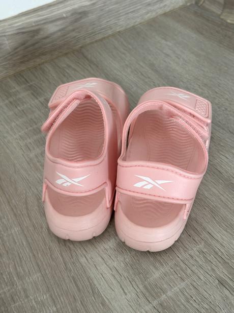 Reebok sandále, reebok,26