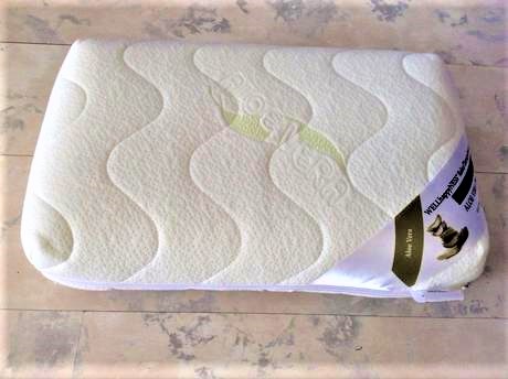 Vankúš z pamäťovej peny s aloe vera,