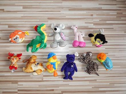 Mix plyšových hračiek,