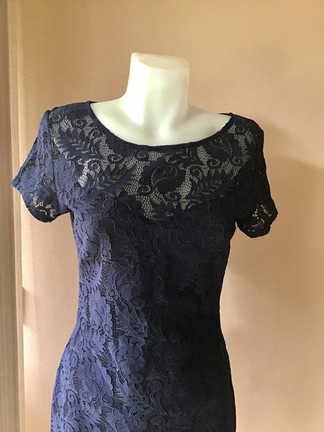 Krasne šaty/okt, 38