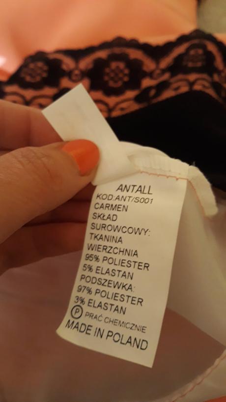 Koktejlové šaty, m