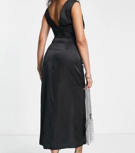 Krásne šaty asos, s