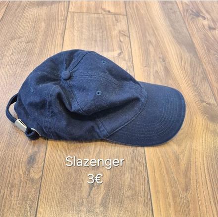 Šiltovka, slazenger