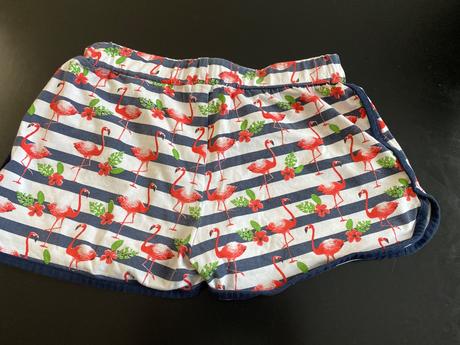 Dievčenské kratasy, 146