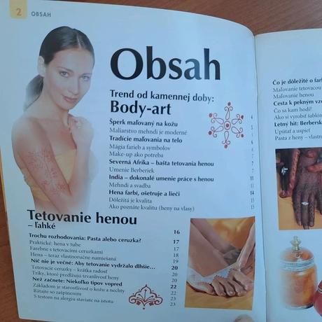 Zmyselné tetovanie henou,