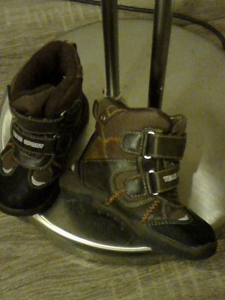 Čižmičky, lupilu,23