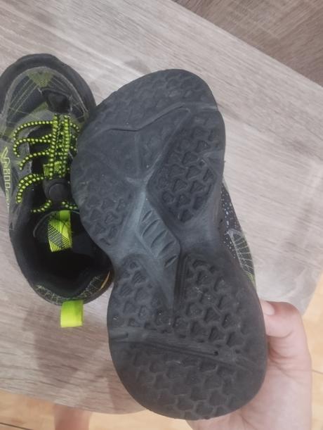 Chlapčenské tenisky, 26