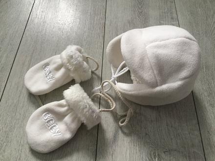 Dievcenska ciapka a rukavice 6-12 mesiacov, 74