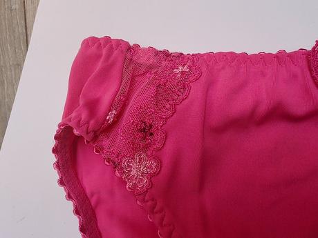 Nohavičky prima donna, m