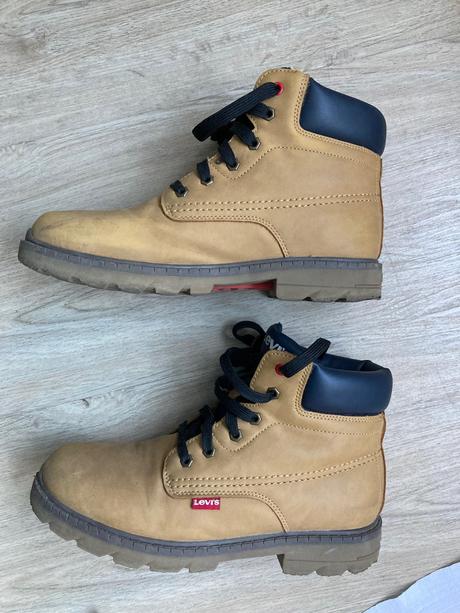 Topánky na zimu, levis,39