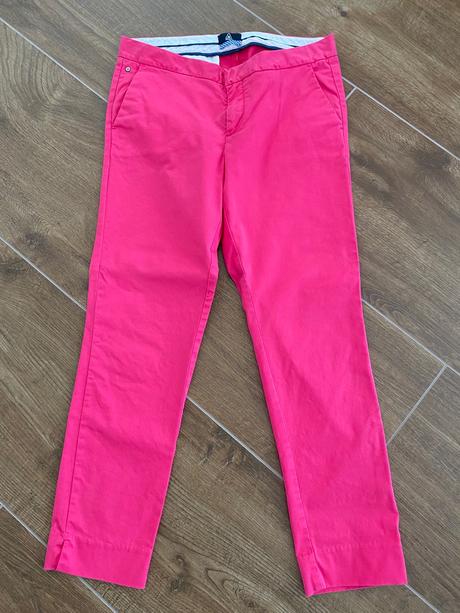 Malinove nohavice, s