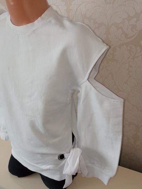 Dievčenská biela mikina overkids (5 r.), 110