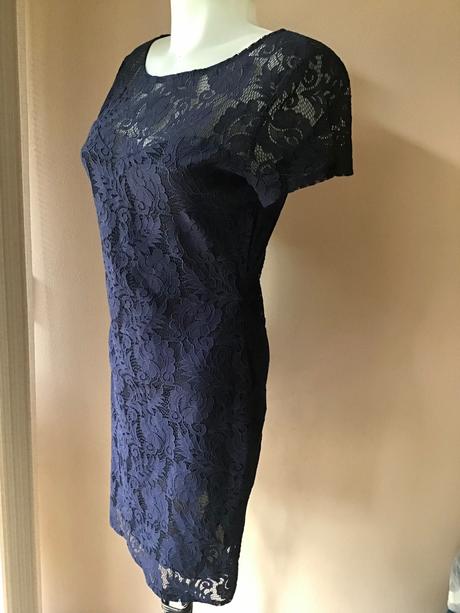 Krasne šaty/okt, 38