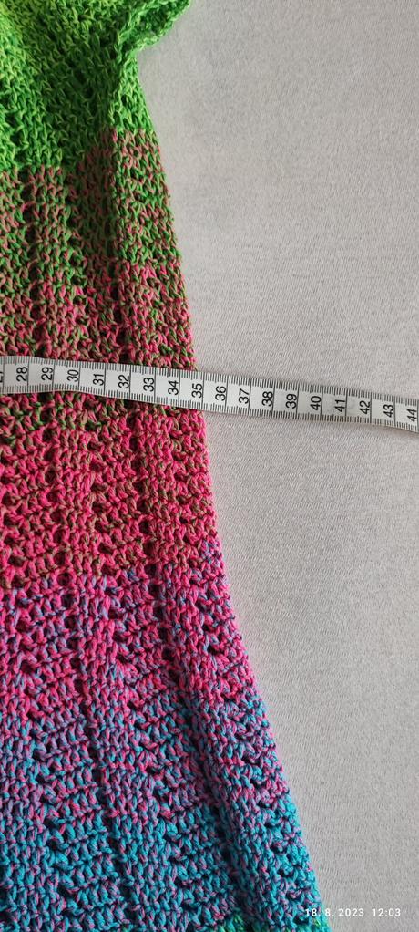 Krásne háčkované letné šaty, 122