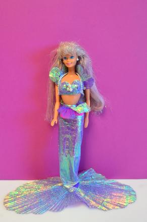 Retro barbie mermaid, 