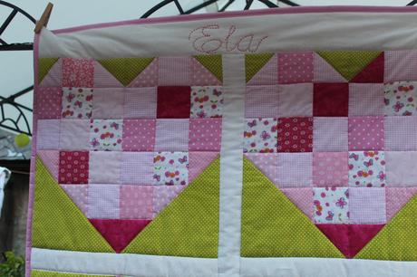 Detská deka s ručnou výšivkou mena, 