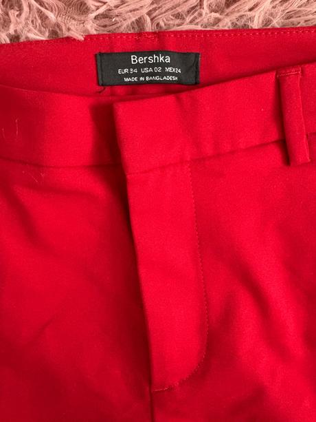 Biznis nohavice, bershka,34