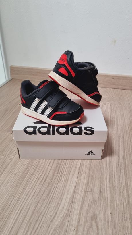 Tenisky adidas na suchý zips, adidas,21