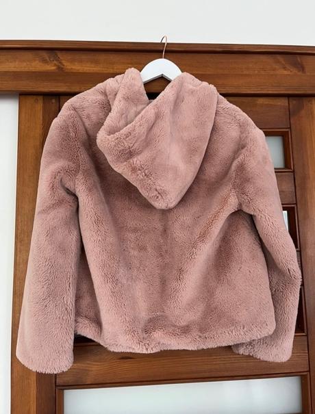 Kožuch, stradivarius,m