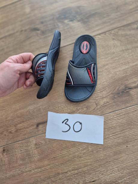 Papuče, 30