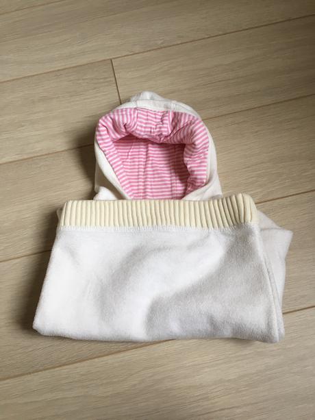 Mikinka next, next,98