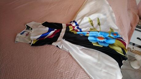 Krásne ľahké šaty, xs