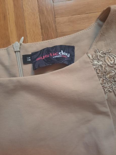 Dámske elegantné šaty, s