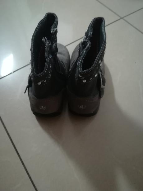 Šedé čižmy veľ. 26, 26