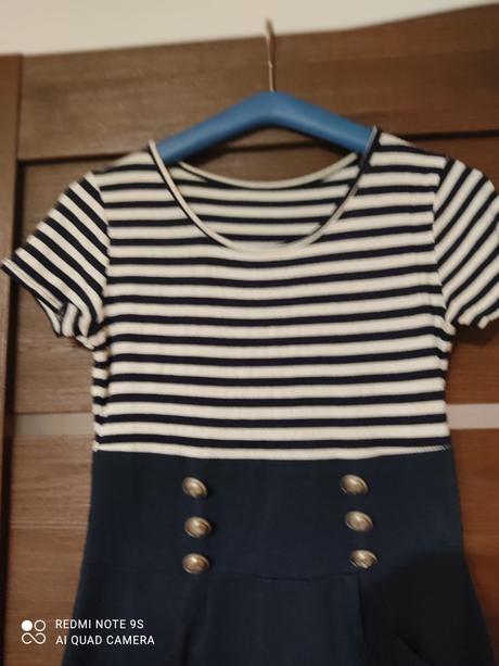 Dievčenské  šaty, 158