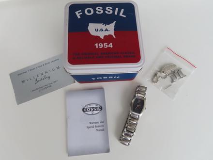 Dámske hodinky fossil, model fs-2739, fossil