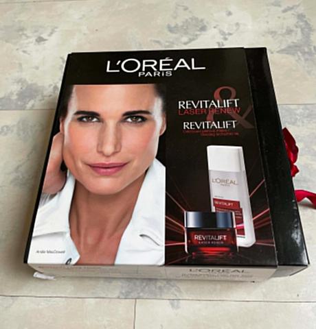 Darčeková kazeta revitalift loréal,