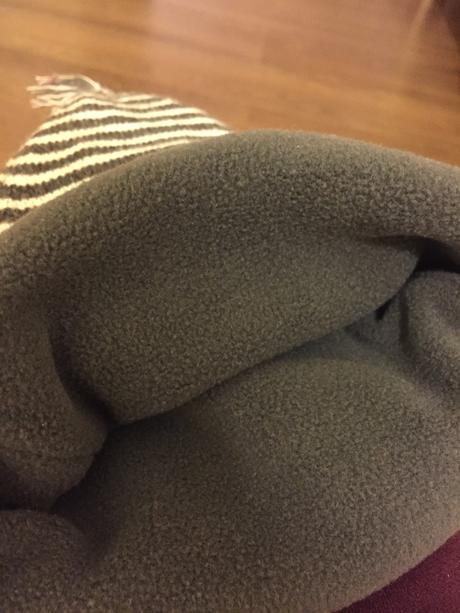 Ciapka podsita fleesom, 68