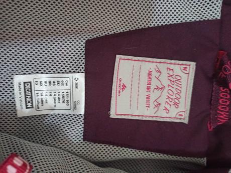 Nepremokava vetrovka, nenosená 152-160veľk., decathlon,152