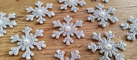 Aplikácia flitrová - vločka - s perličkami - 40 m, 